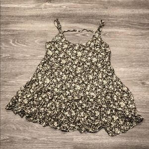 NWT Brandy Melville Flowy Floral Tank